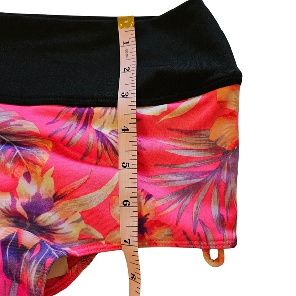 PINK Sport Gym to Swim Ruched Back Shortie, XS, Pink/Black, NWT - Picture 11 of 12